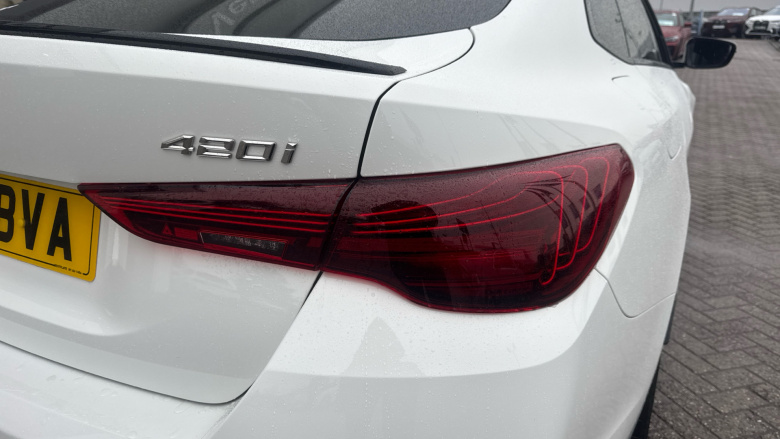 BMW 4 Series 420i M Sport 5dr Step Auto [Pro Pack] Petrol Hatchback